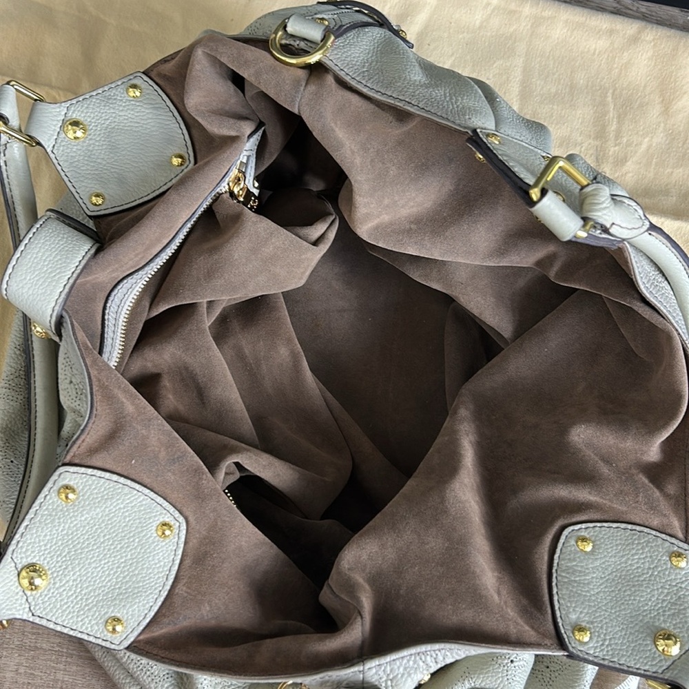 Louis Vuitton Mahina XL Leather Bag - Picture 10 of 13
